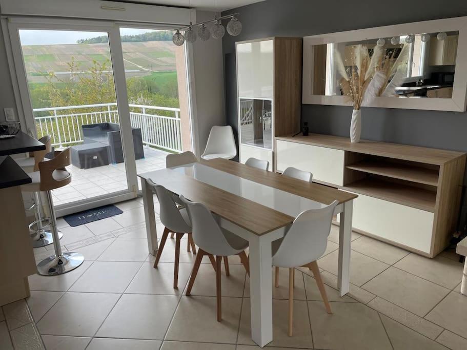 Maison D'Hotes Baslieux-sous-Chatillon Экстерьер фото